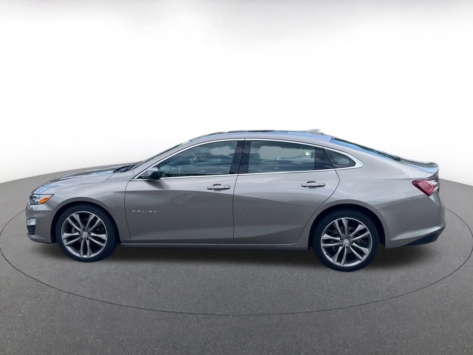 Thumbnail: 2024 Chevrolet Malibu - 8