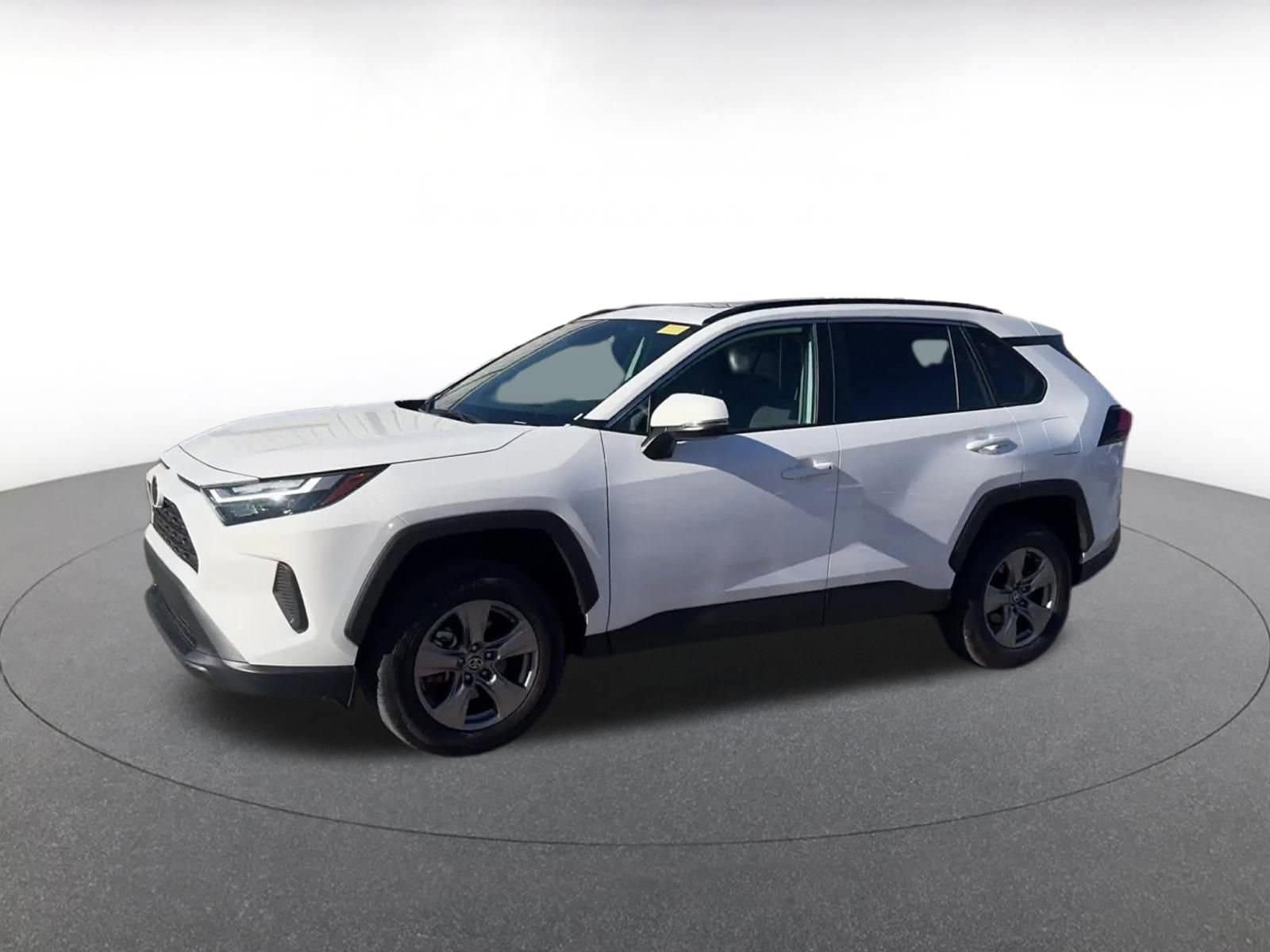 Thumbnail: 2025 Toyota RAV4 - 7