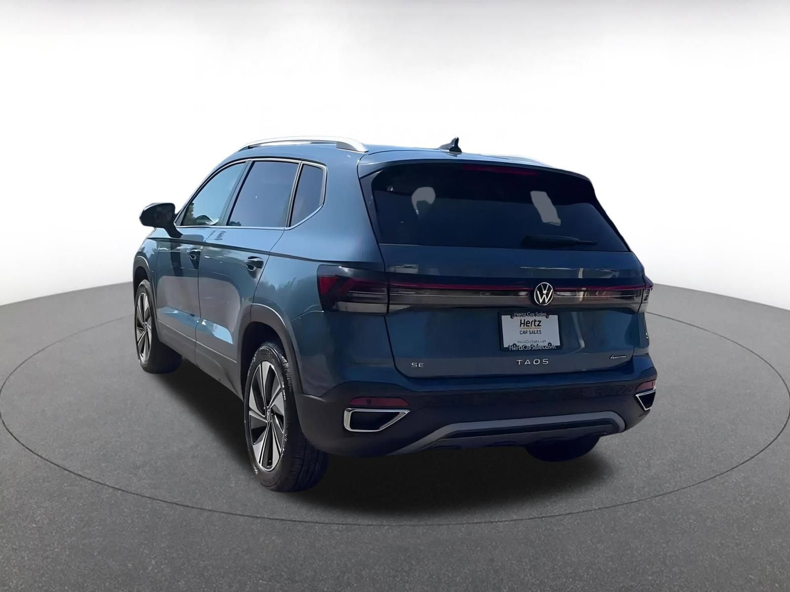 Thumbnail: 2025 Volkswagen Taos - 10