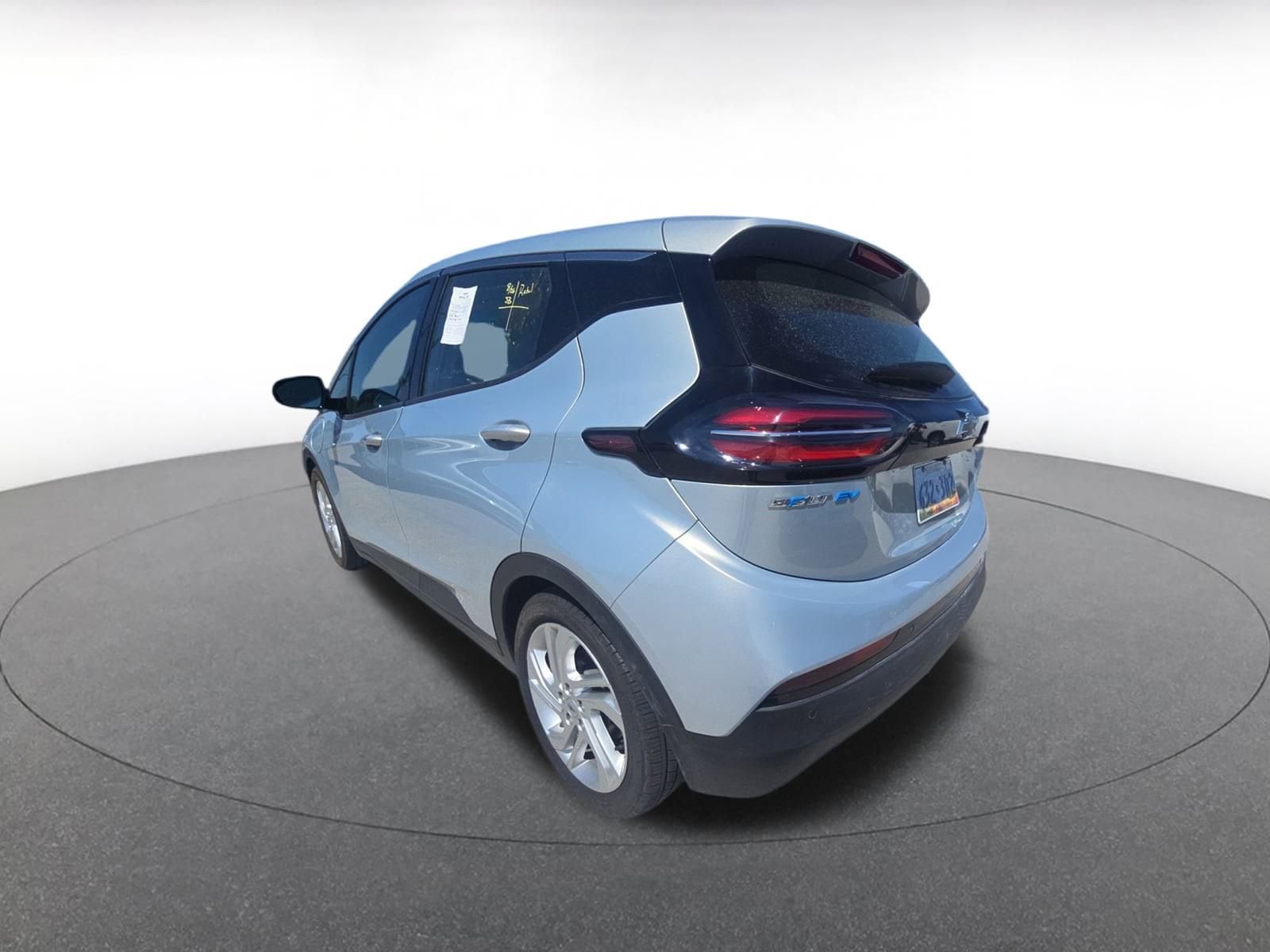 Thumbnail: 2023 Chevrolet Bolt EV - 6