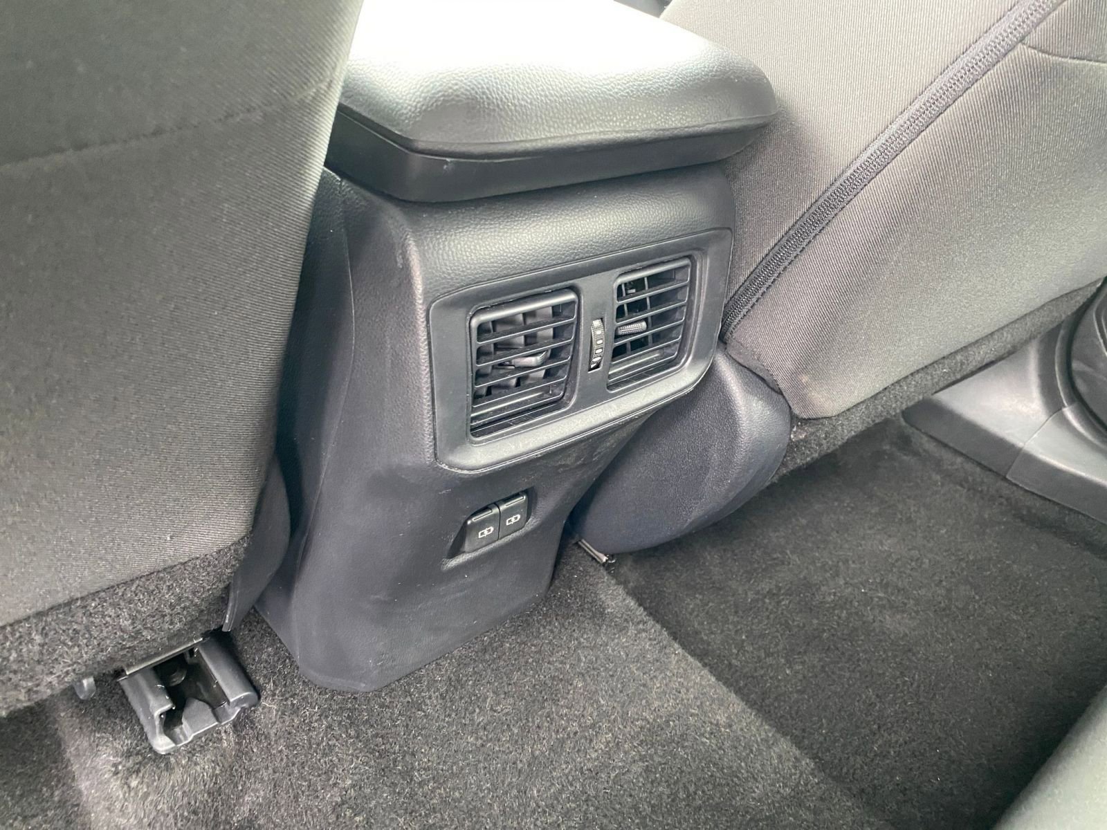 Thumbnail: 2025 Toyota RAV4 - 23