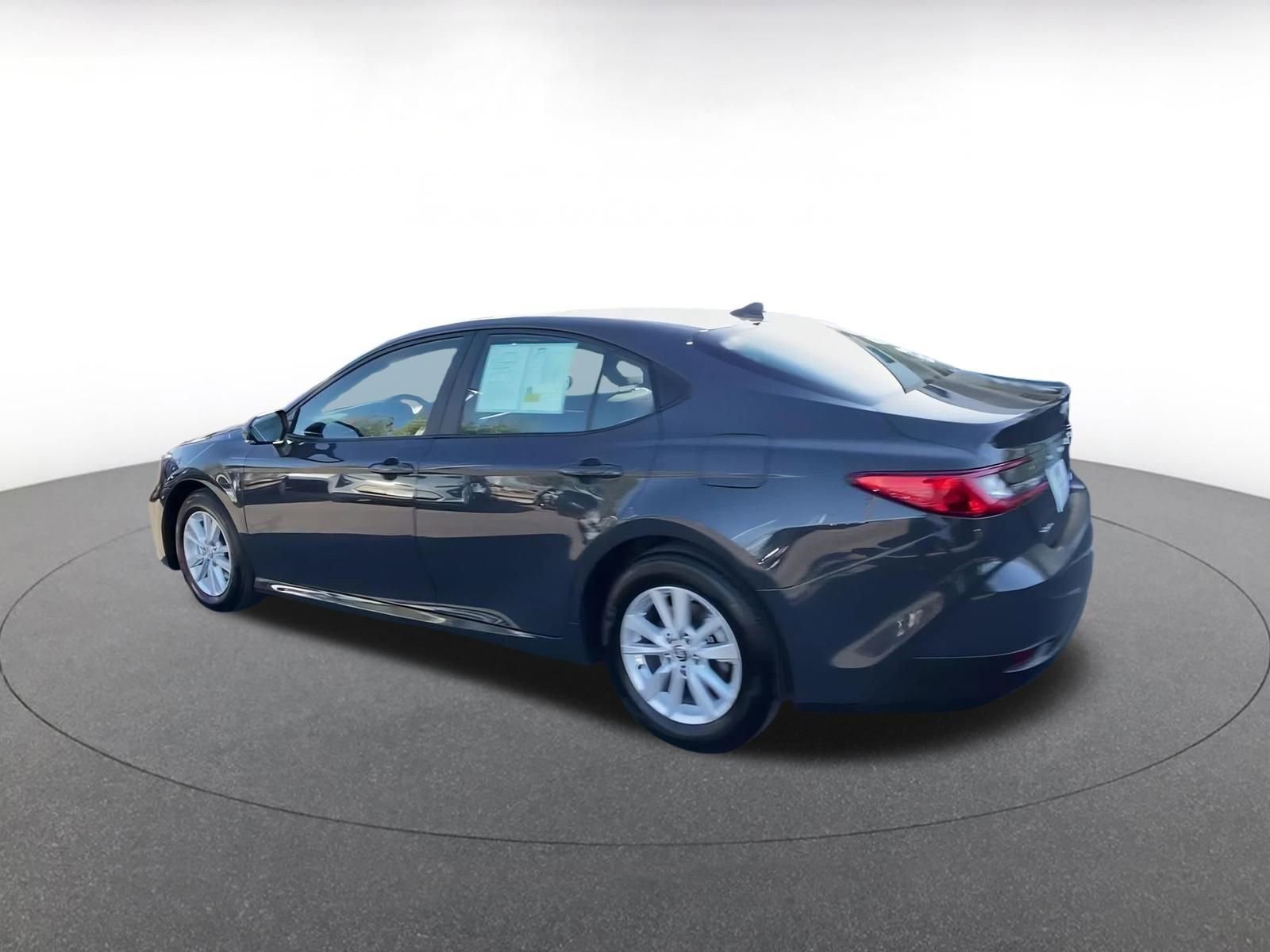 Thumbnail: 2025 Toyota Camry - 10