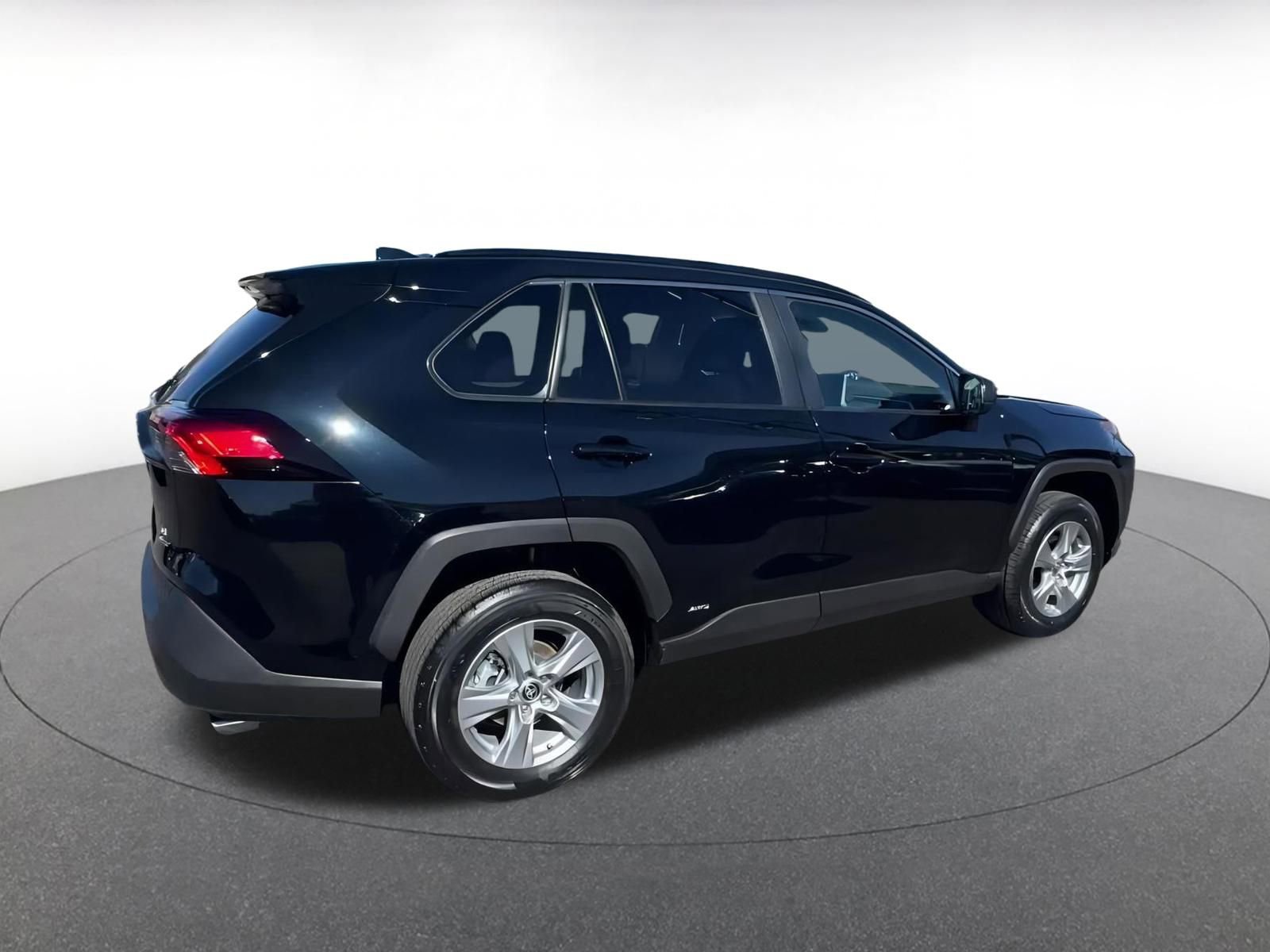 Thumbnail: 2025 Toyota RAV4 - 14