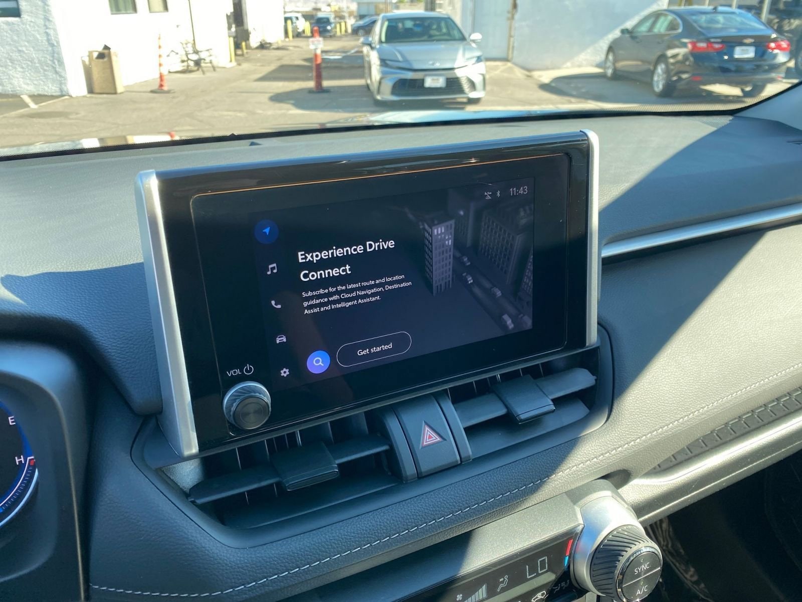 Thumbnail: 2025 Toyota RAV4 - 21