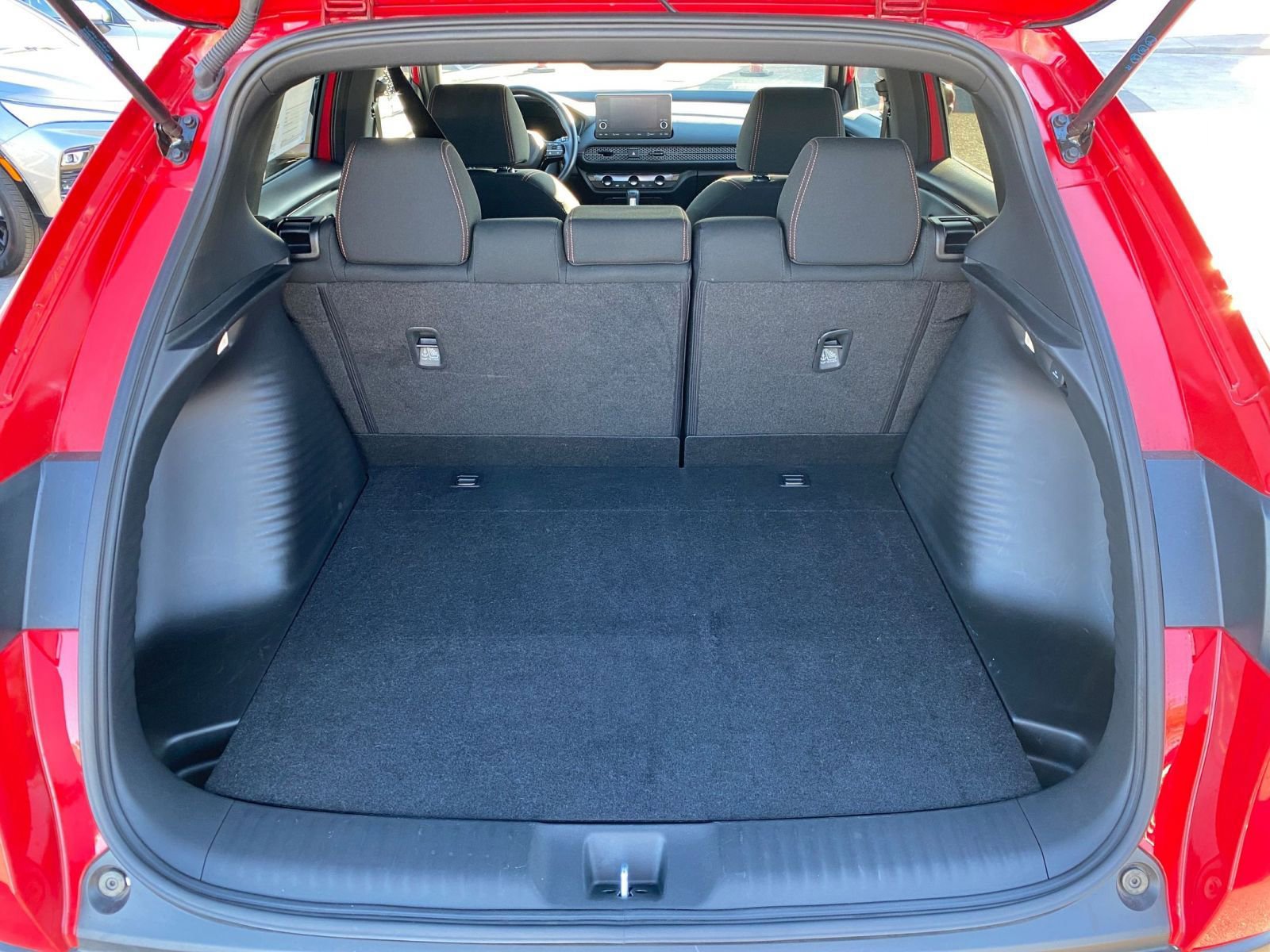 Thumbnail: 2025 Honda HR-V - 31