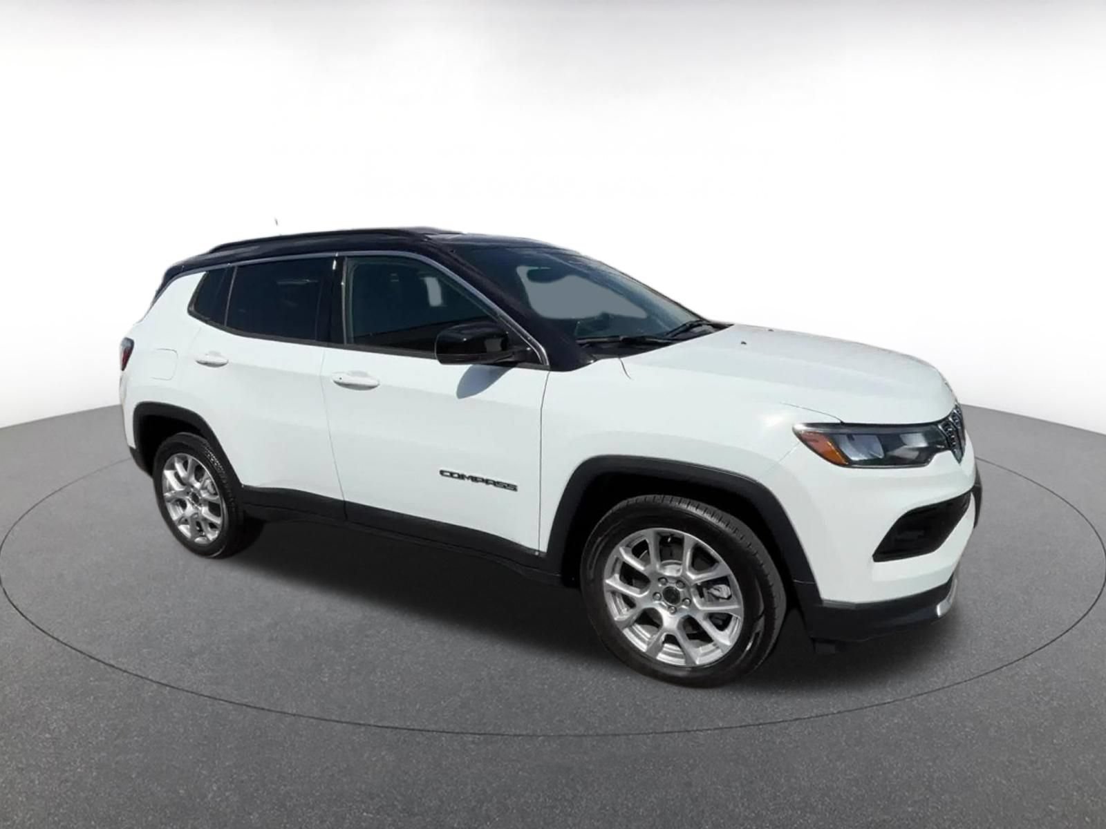 Thumbnail: 2025 Jeep Compass - 2
