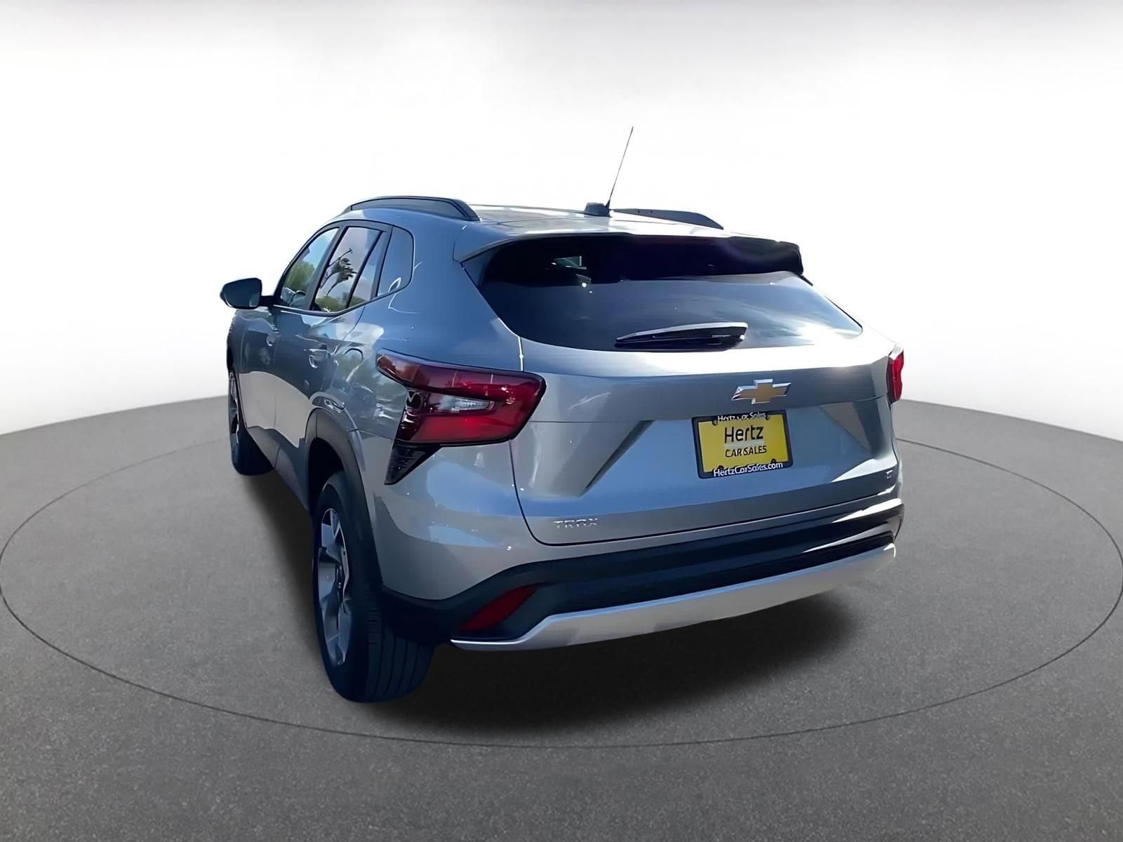 Thumbnail: 2025 Chevrolet Trax - 11