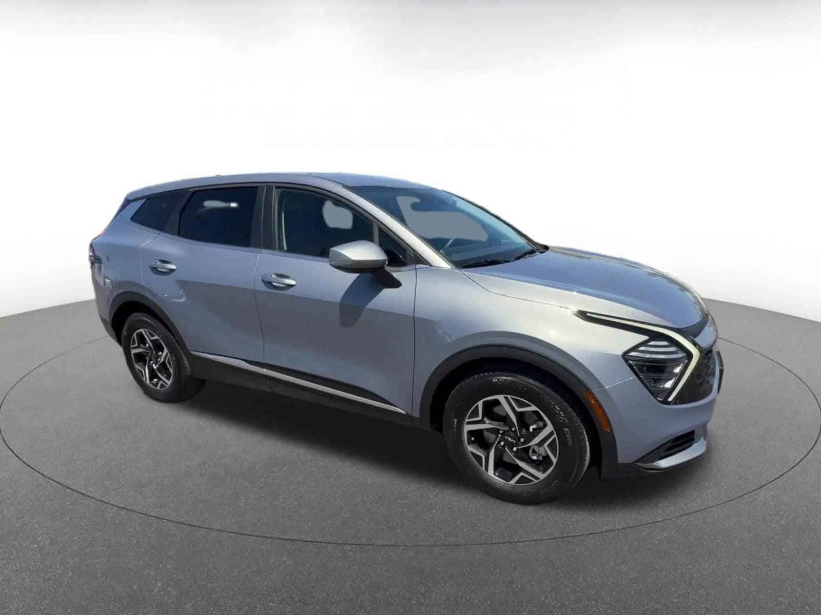 Thumbnail: 2025 Kia Sportage - 2