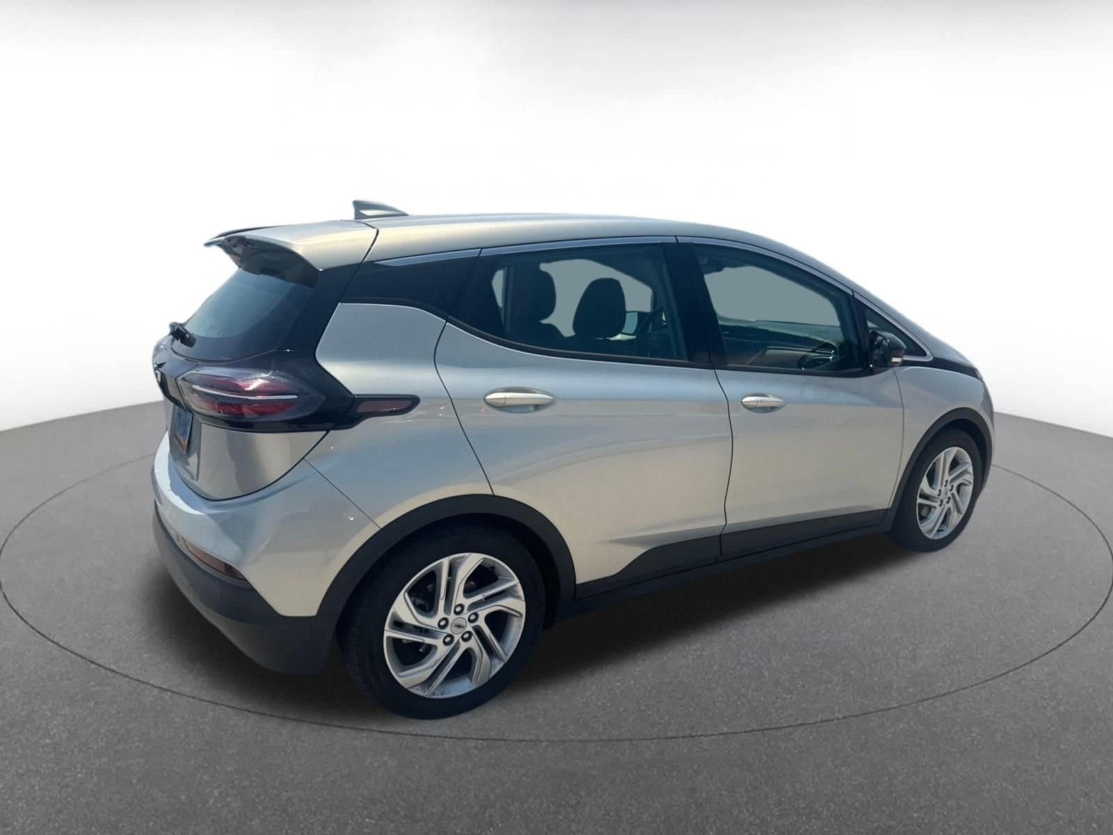 Thumbnail: 2023 Chevrolet Bolt EV - 6