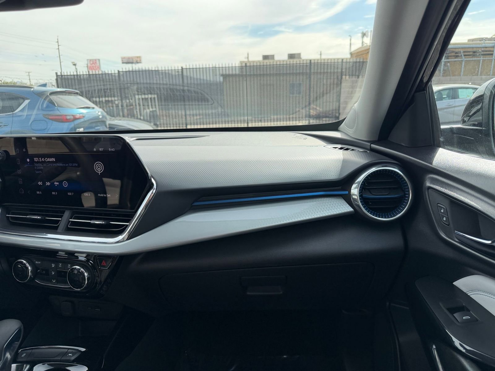 Thumbnail: 2025 Chevrolet Trax - 34