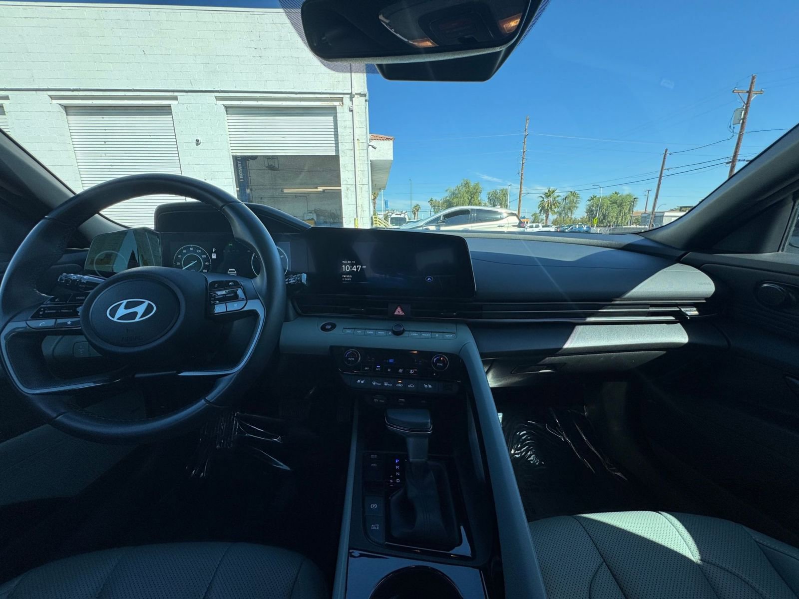 Thumbnail: 2025 Hyundai Elantra - 31