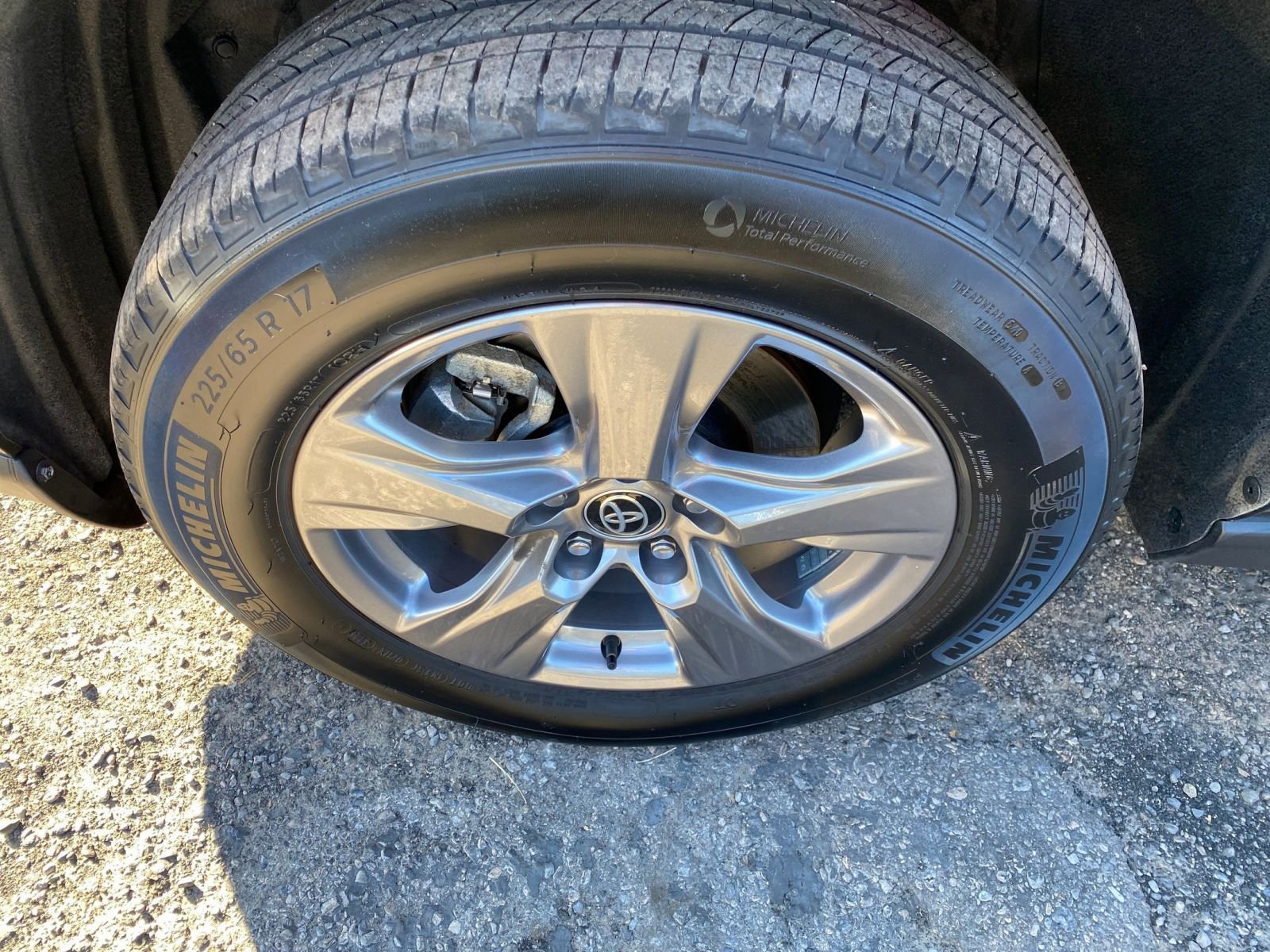 Thumbnail: 2025 Toyota RAV4 - 30