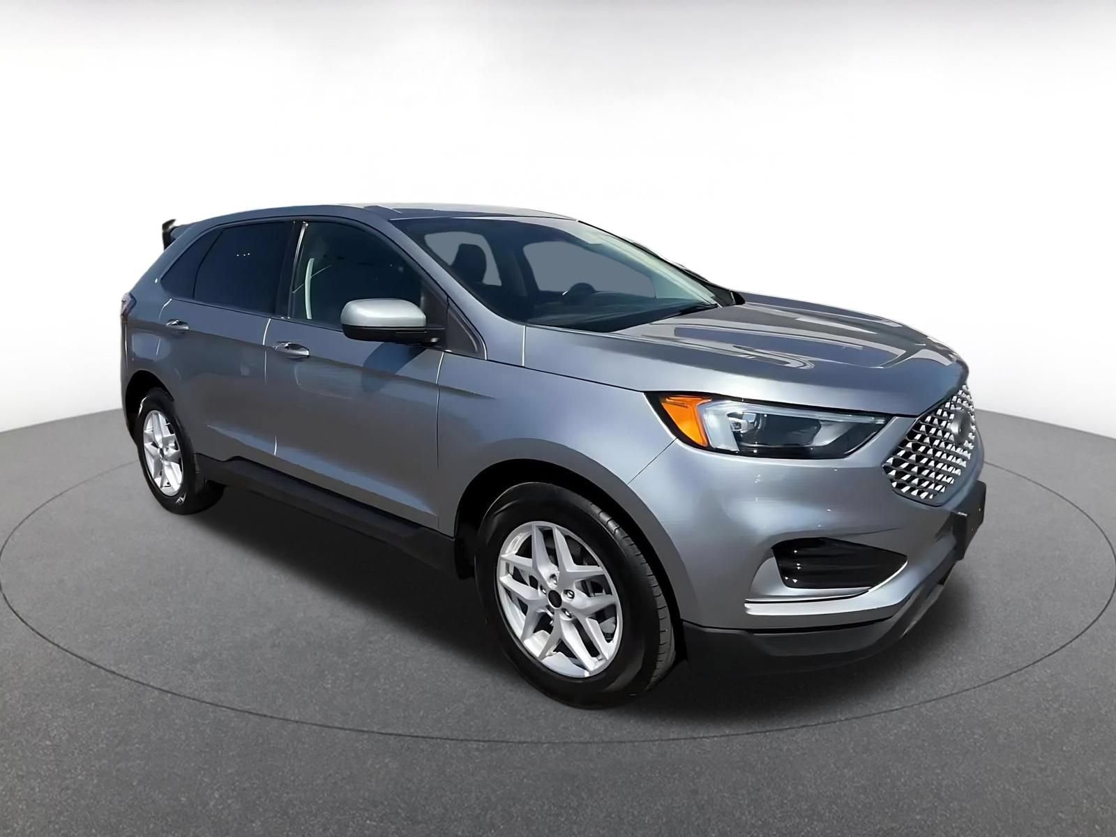 Thumbnail: 2023 Ford Edge - 2