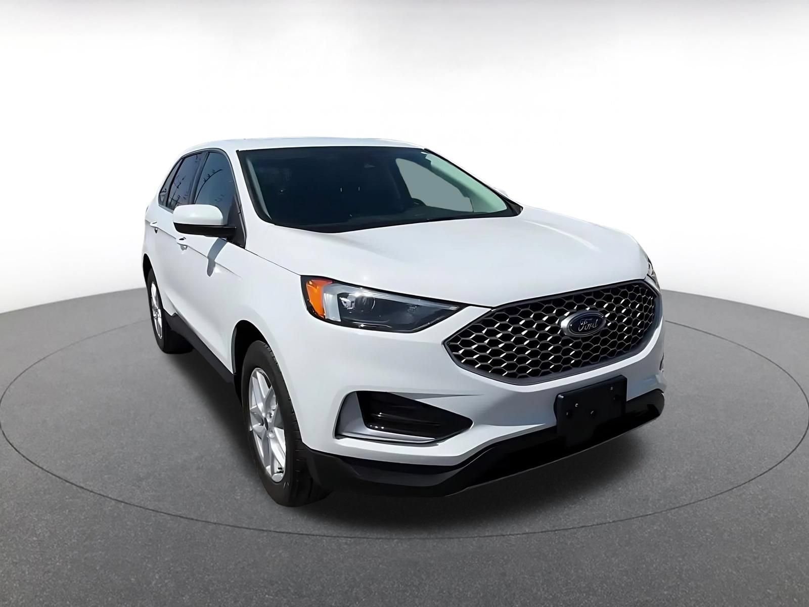 Thumbnail: 2024 Ford Edge - 3