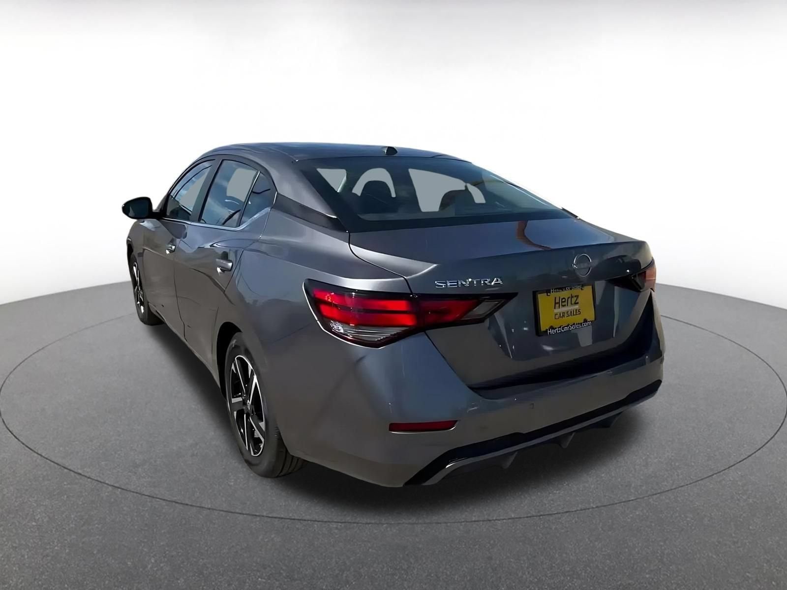 Thumbnail: 2025 Nissan Sentra - 10