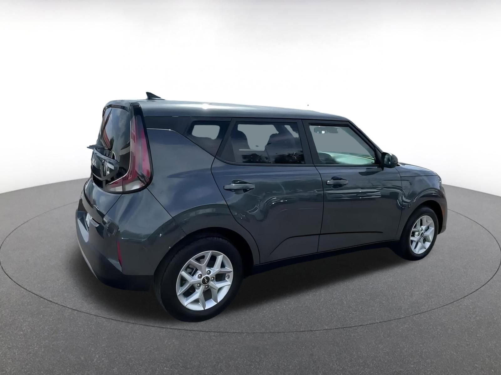Thumbnail: 2023 Kia Soul - 15