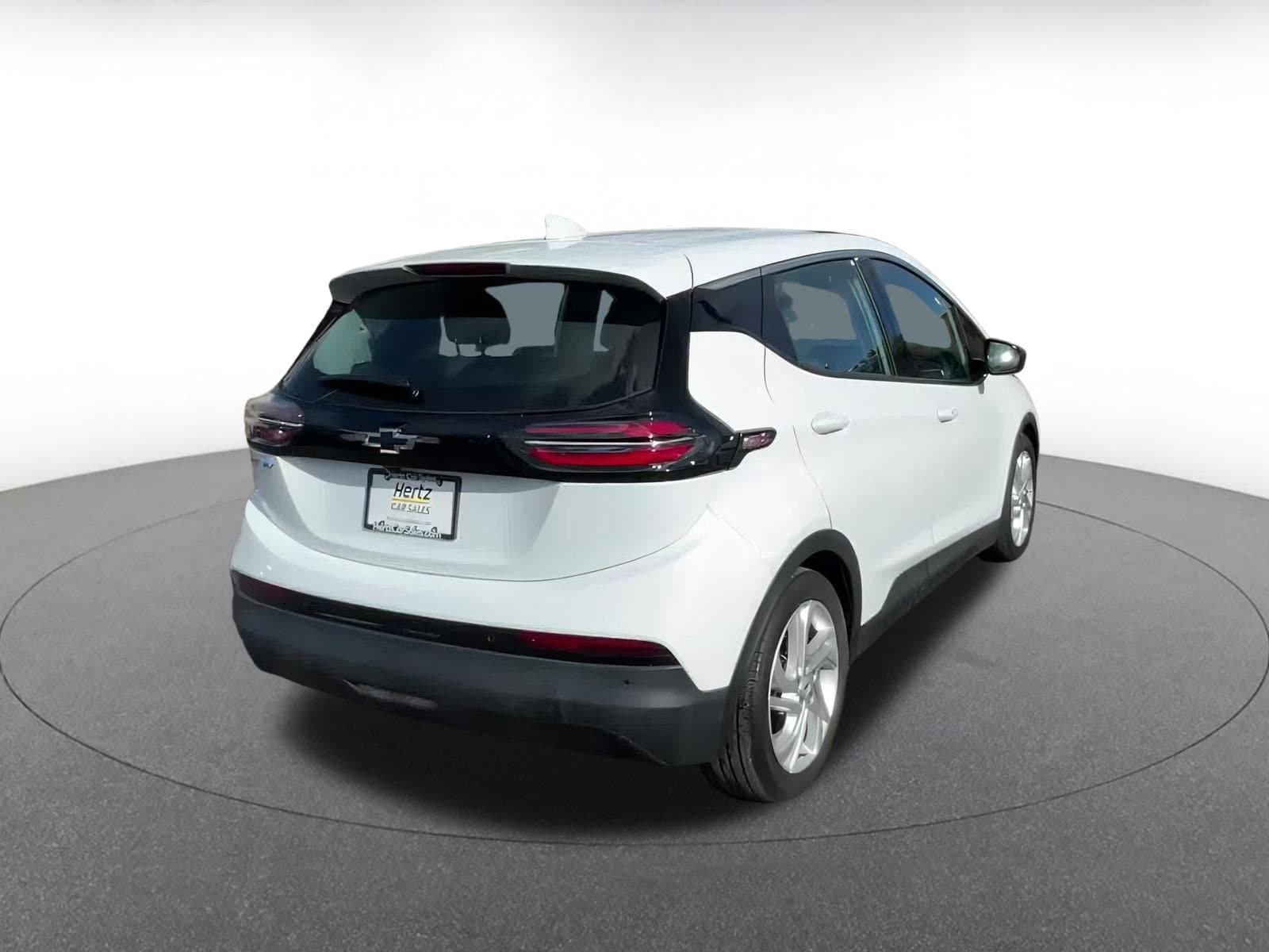 Thumbnail: 2023 Chevrolet Bolt EV - 14