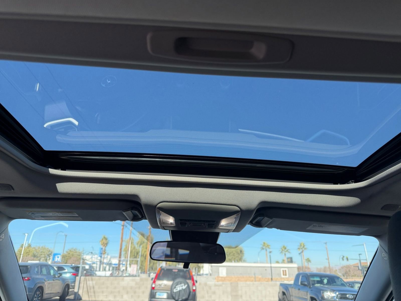 Thumbnail: 2025 Toyota RAV4 - 28