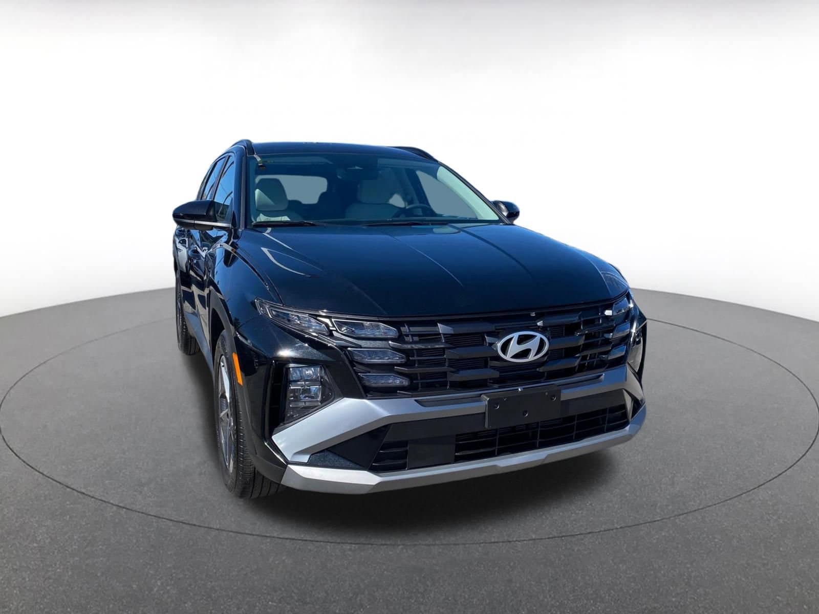 Thumbnail: 2025 Hyundai Tucson - 1