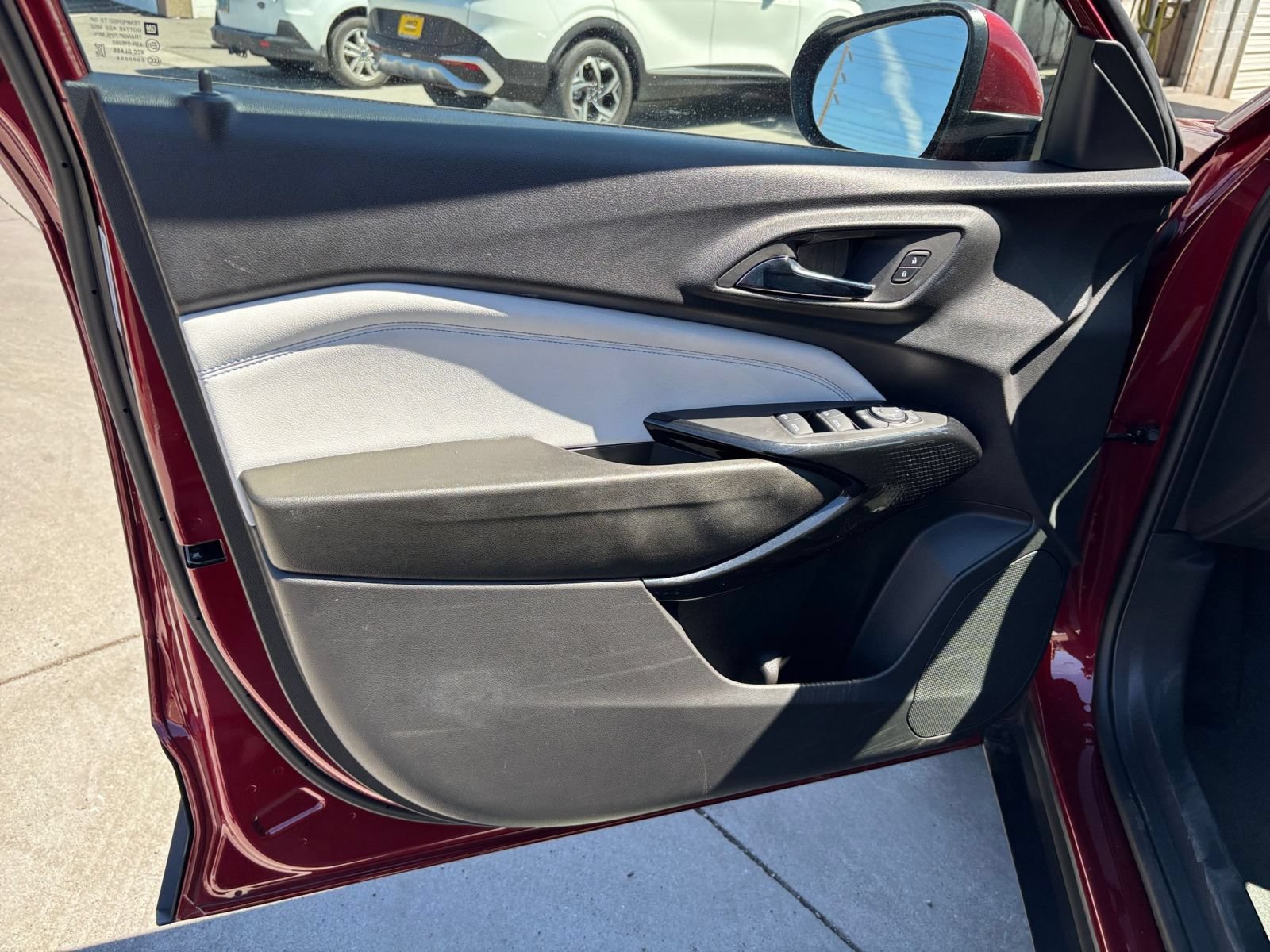 Thumbnail: 2025 Chevrolet Trax - 18