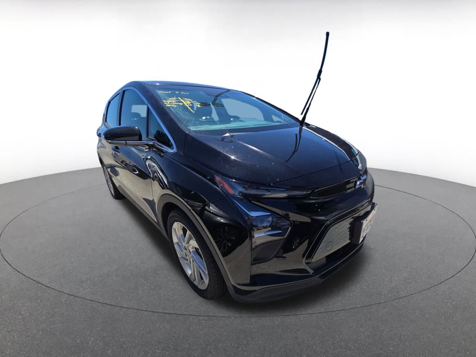 Thumbnail: 2023 Chevrolet Bolt EV - 1