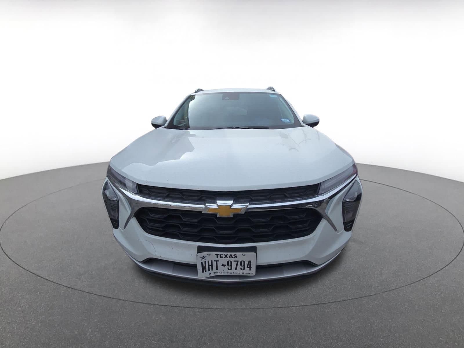 Thumbnail: 2025 Chevrolet Trax - 4