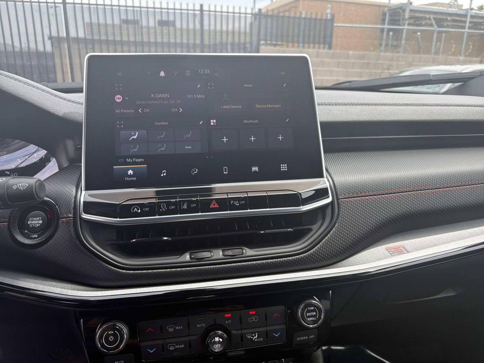 Thumbnail: 2025 Jeep Compass - 17