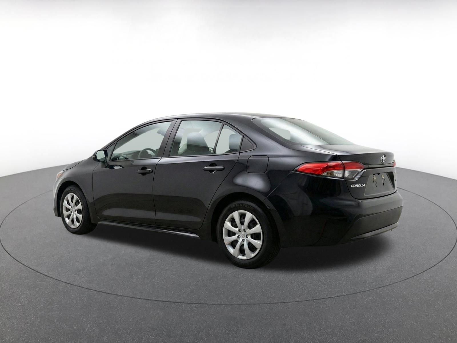 Thumbnail: 2025 Toyota Corolla - 5