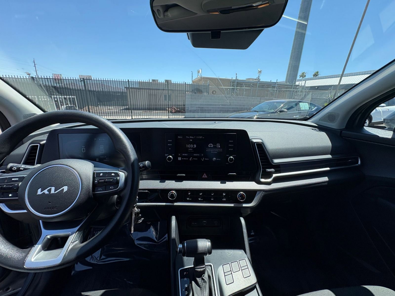 Thumbnail: 2025 Kia Sportage - 32