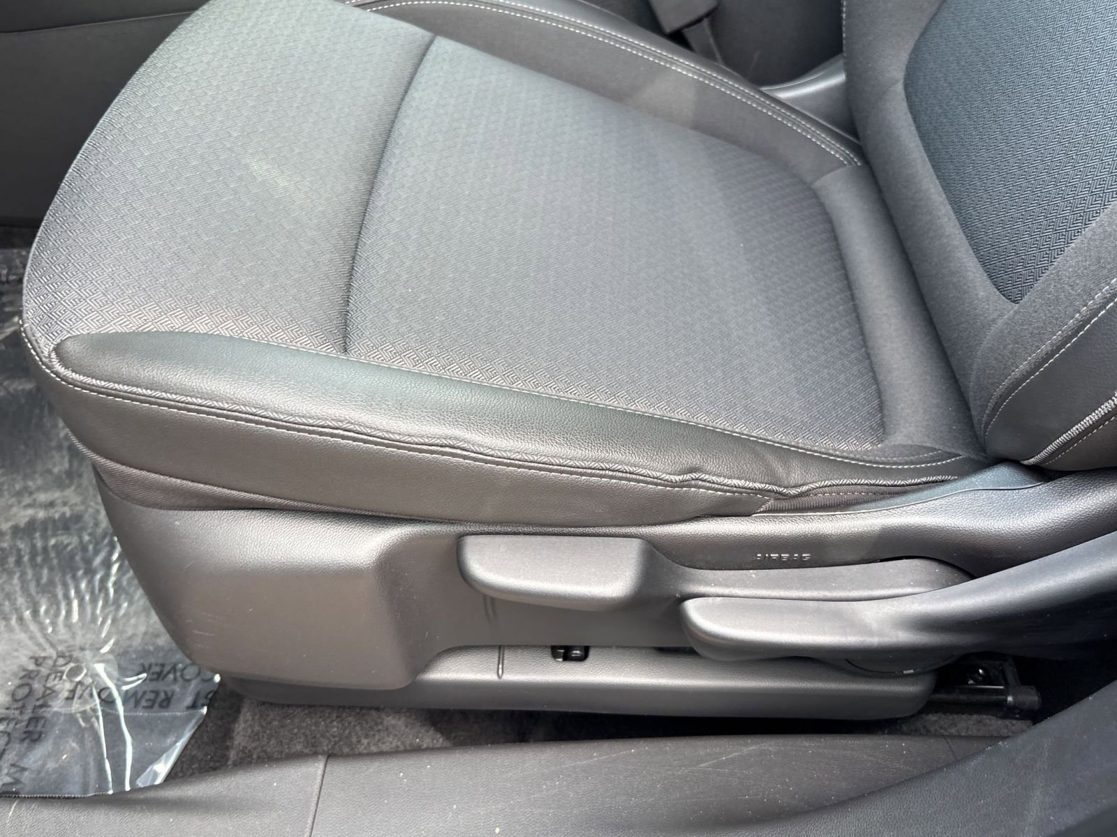 Thumbnail: 2025 Buick Encore GX - 34