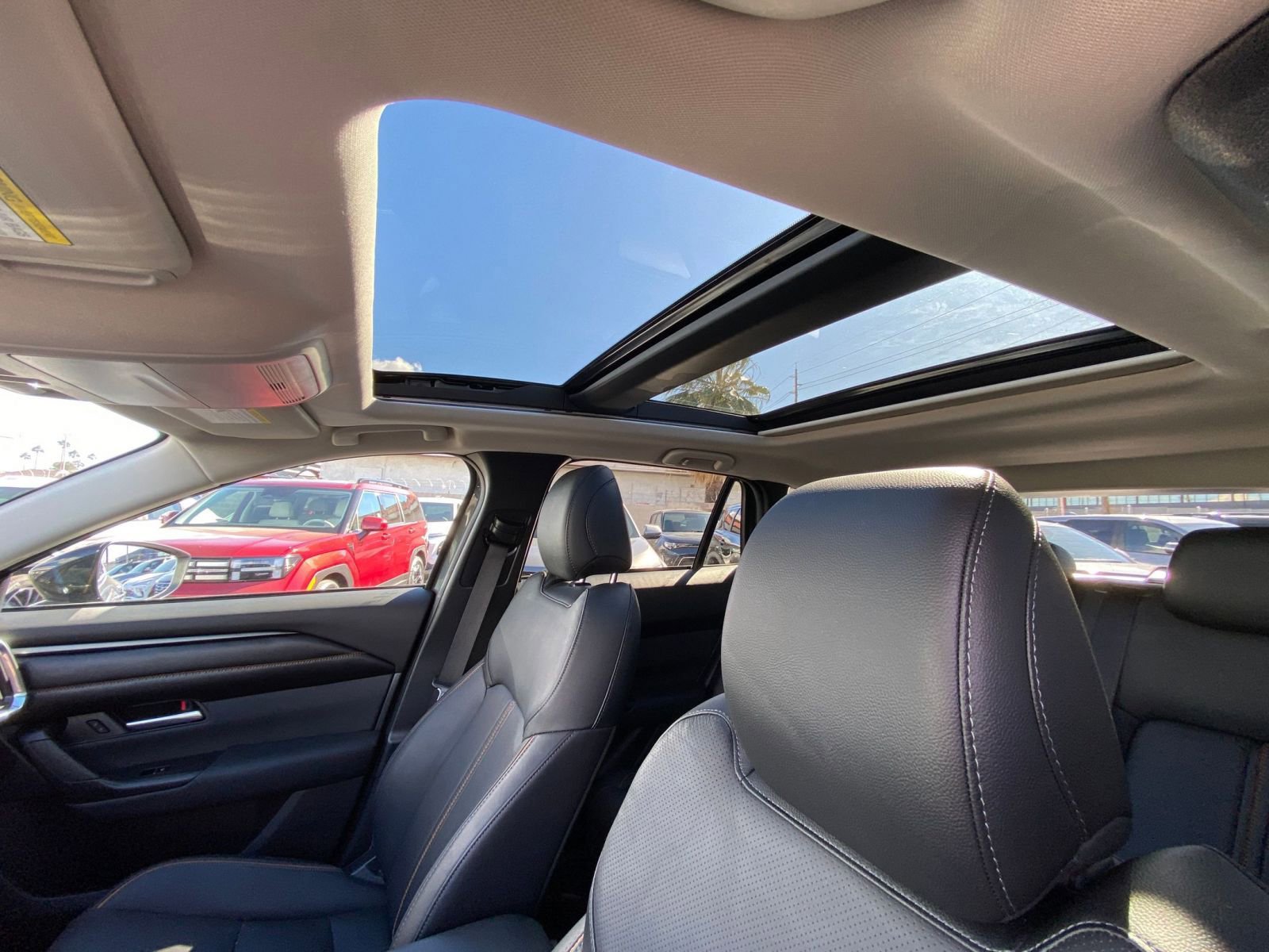 Thumbnail: 2025 Mazda CX-50 - 31