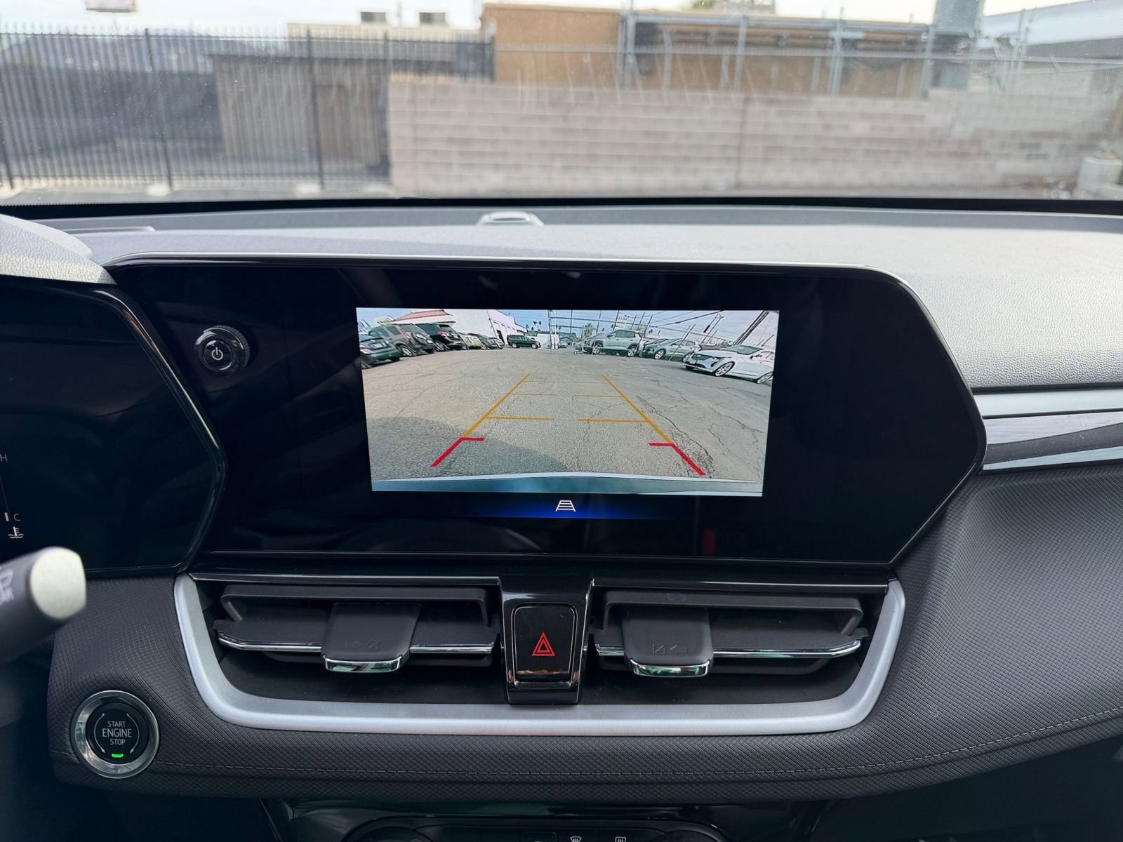 Thumbnail: 2025 Chevrolet TrailBlazer - 17