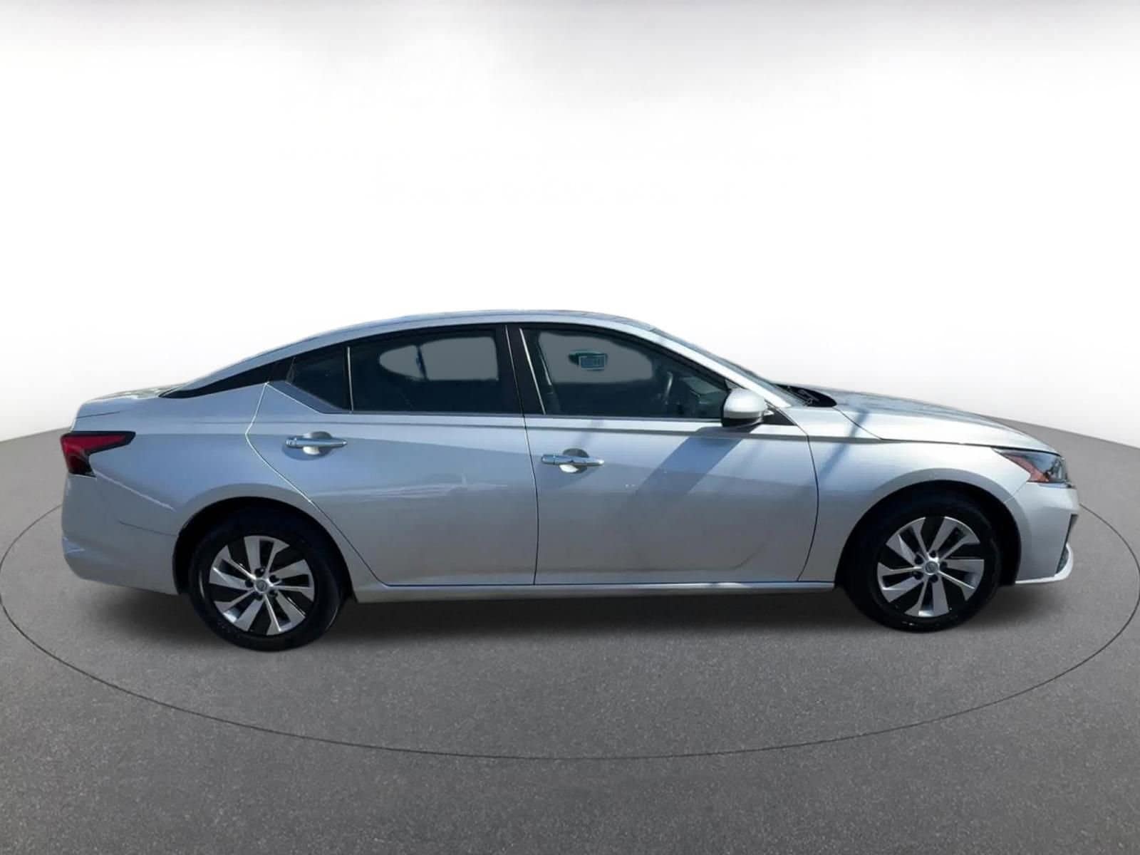 Thumbnail: 2023 Nissan Altima - 16