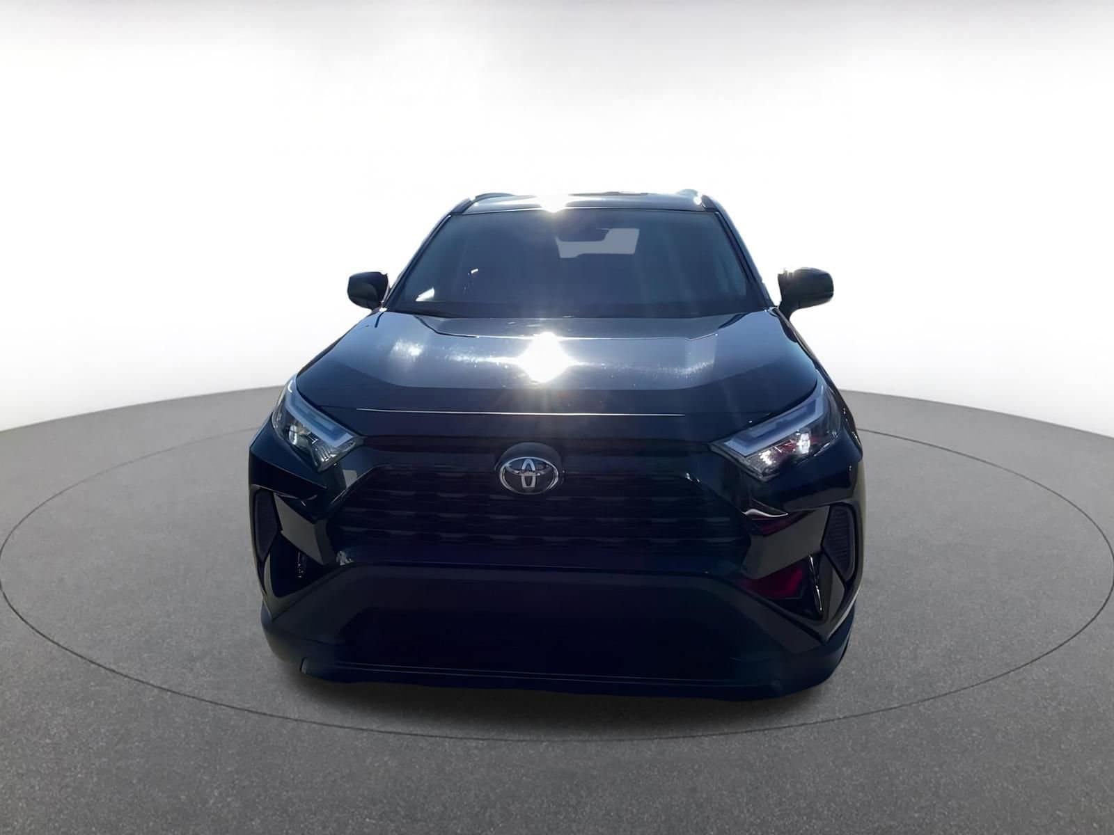 Thumbnail: 2025 Toyota RAV4 - 4