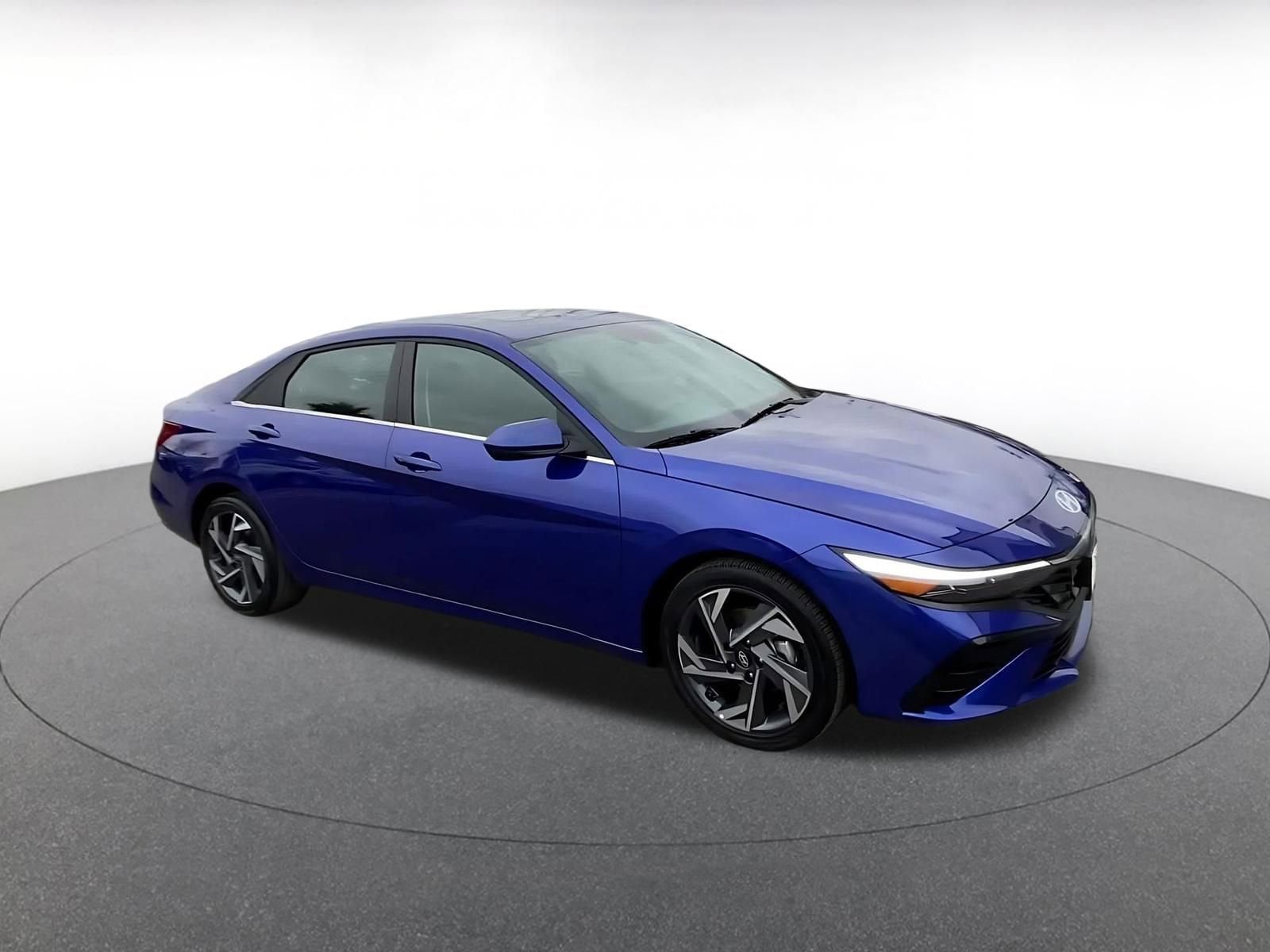 Thumbnail: 2025 Hyundai Elantra - 2