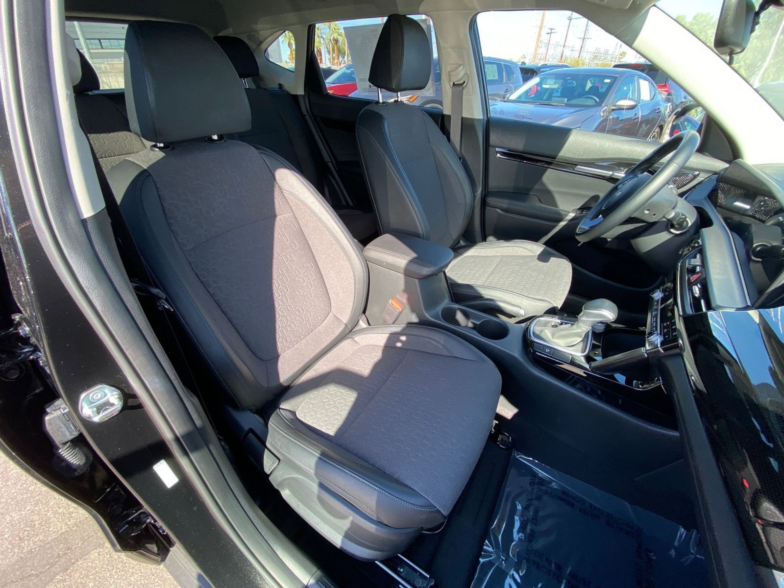 Thumbnail: 2025 Kia Seltos - 27