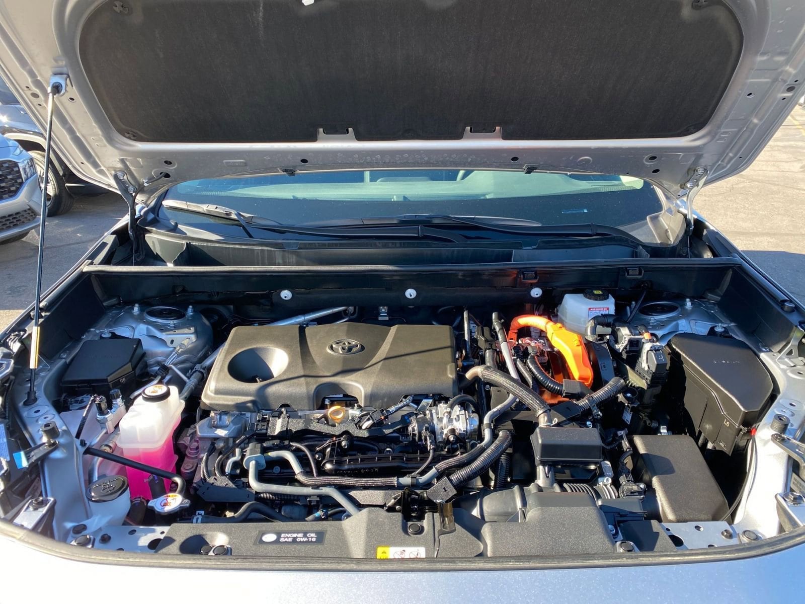 Thumbnail: 2025 Toyota RAV4 - 32