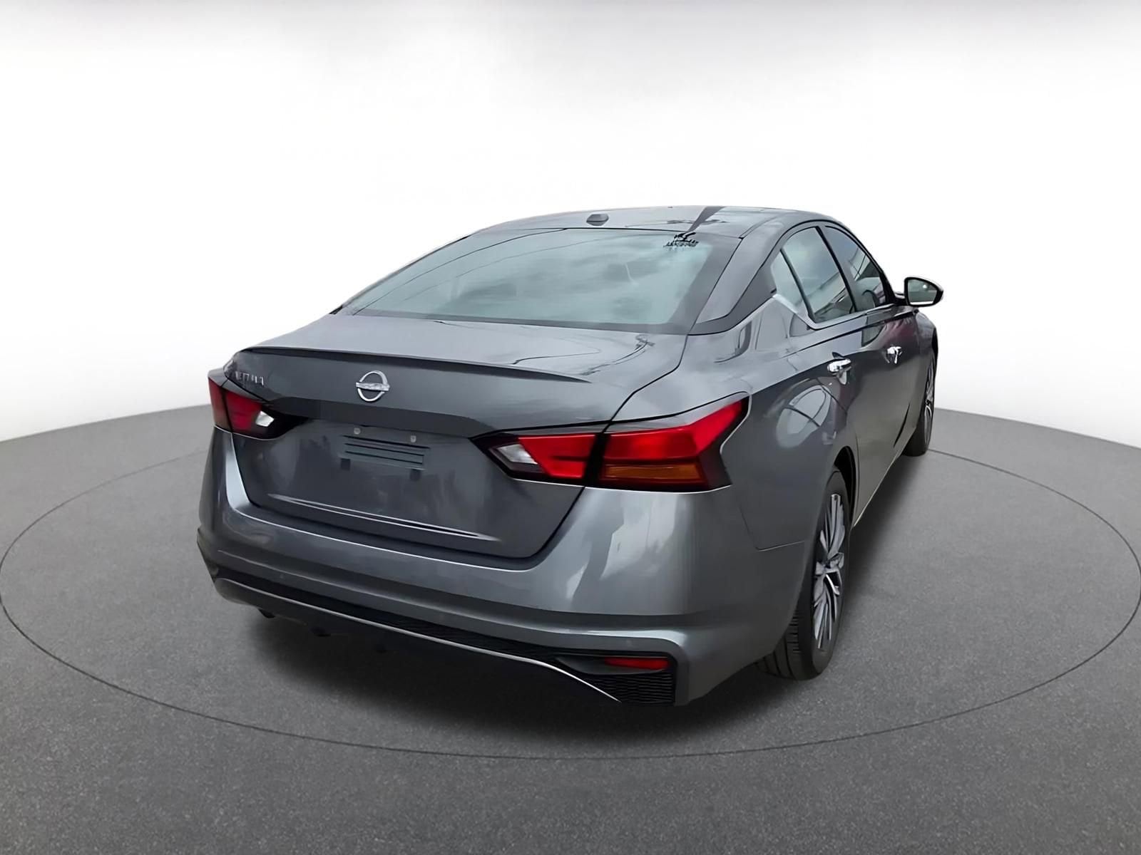 Thumbnail: 2025 Nissan Altima - 14