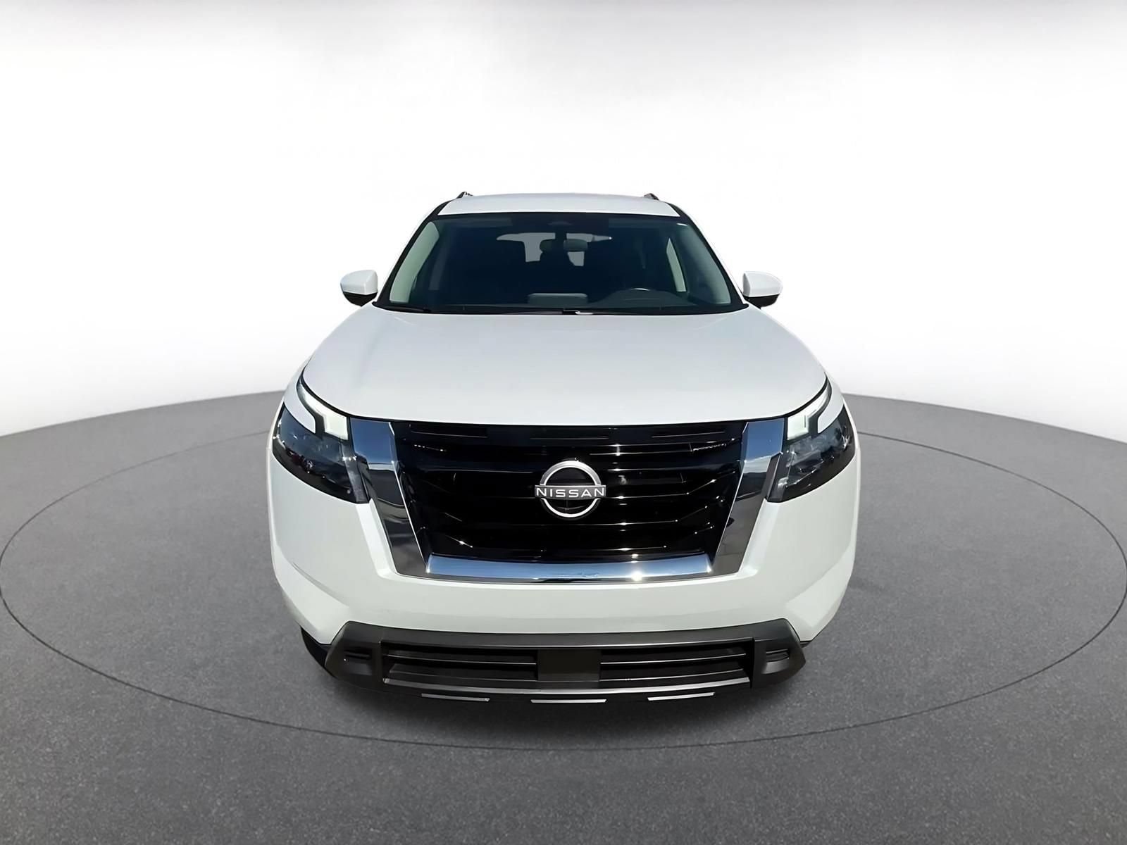 Thumbnail: 2025 Nissan Pathfinder - 4