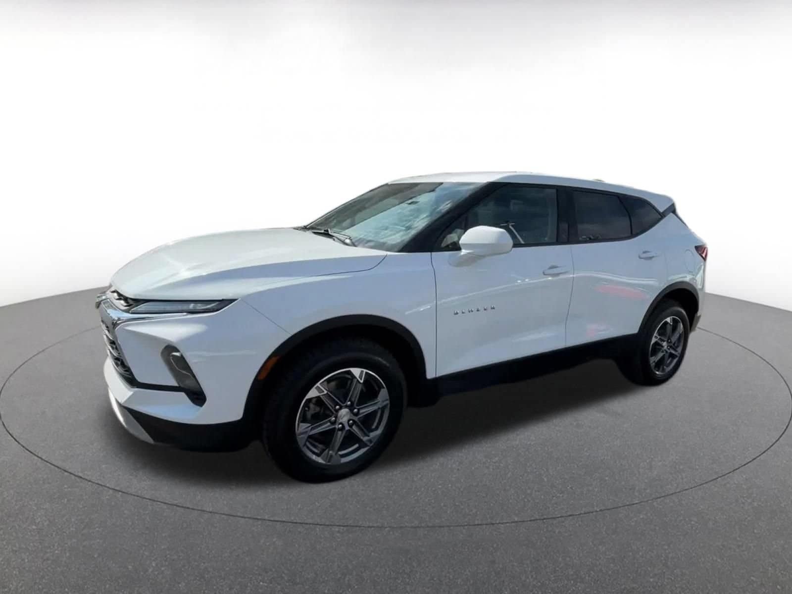 Thumbnail: 2023 Chevrolet Blazer - 7