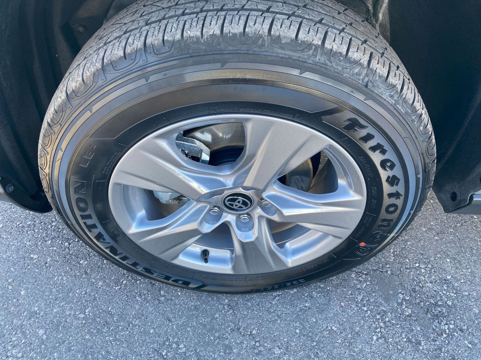 Thumbnail: 2025 Toyota RAV4 - 30