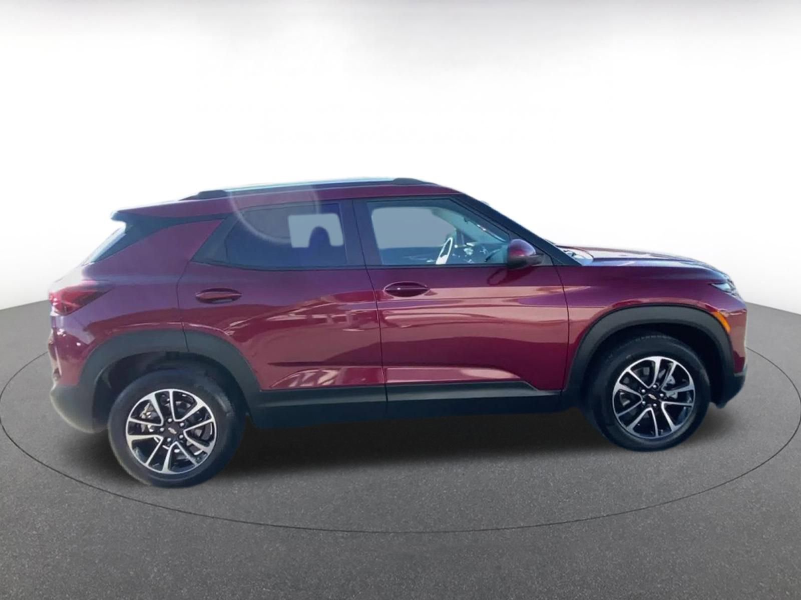 Thumbnail: 2025 Chevrolet TrailBlazer - 15