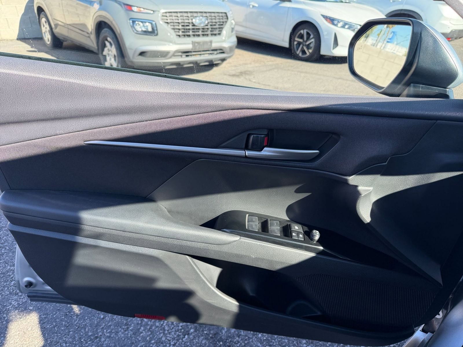 Thumbnail: 2025 Toyota Camry - 20