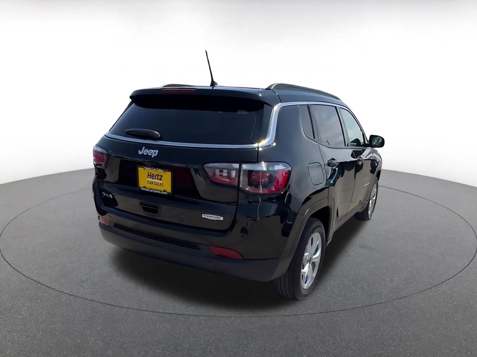 Thumbnail: 2025 Jeep Compass - 14