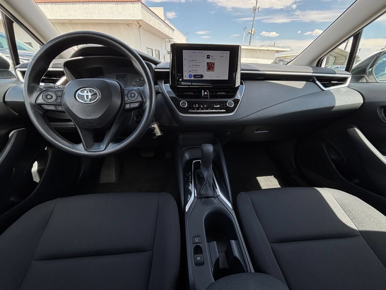 Thumbnail: 2025 Toyota Corolla - 30