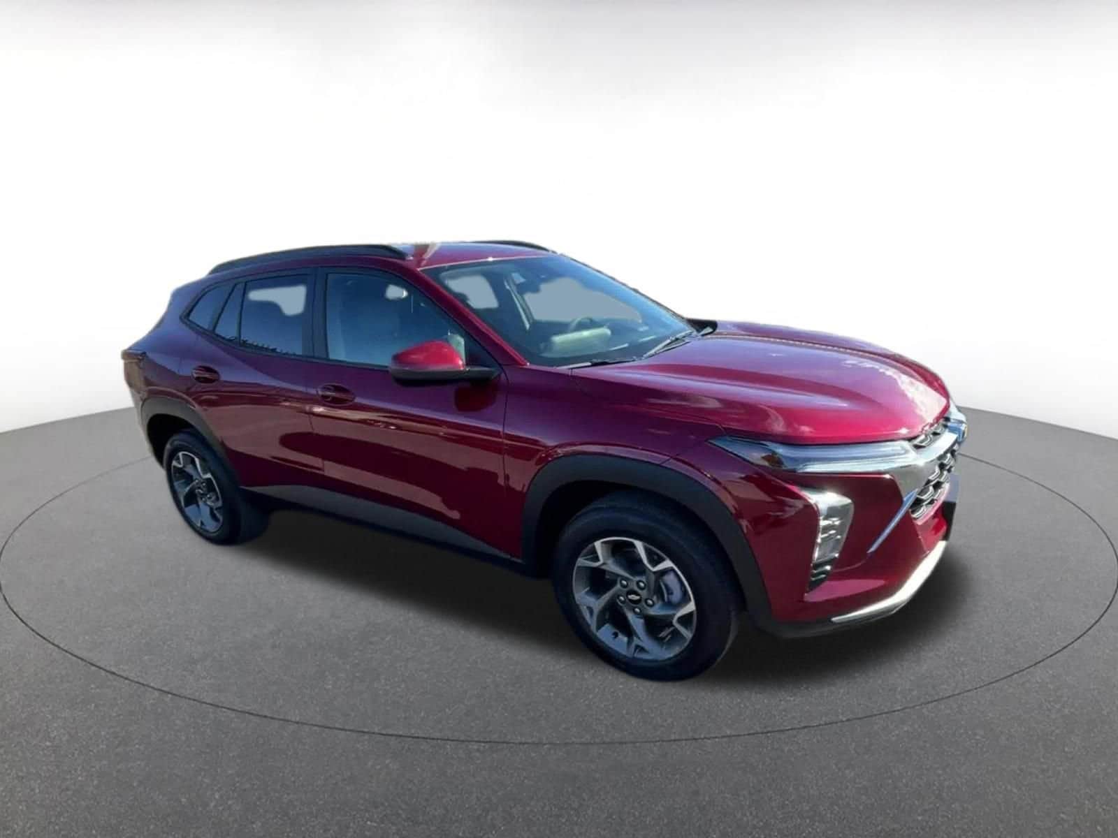 Thumbnail: 2025 Chevrolet Trax - 2