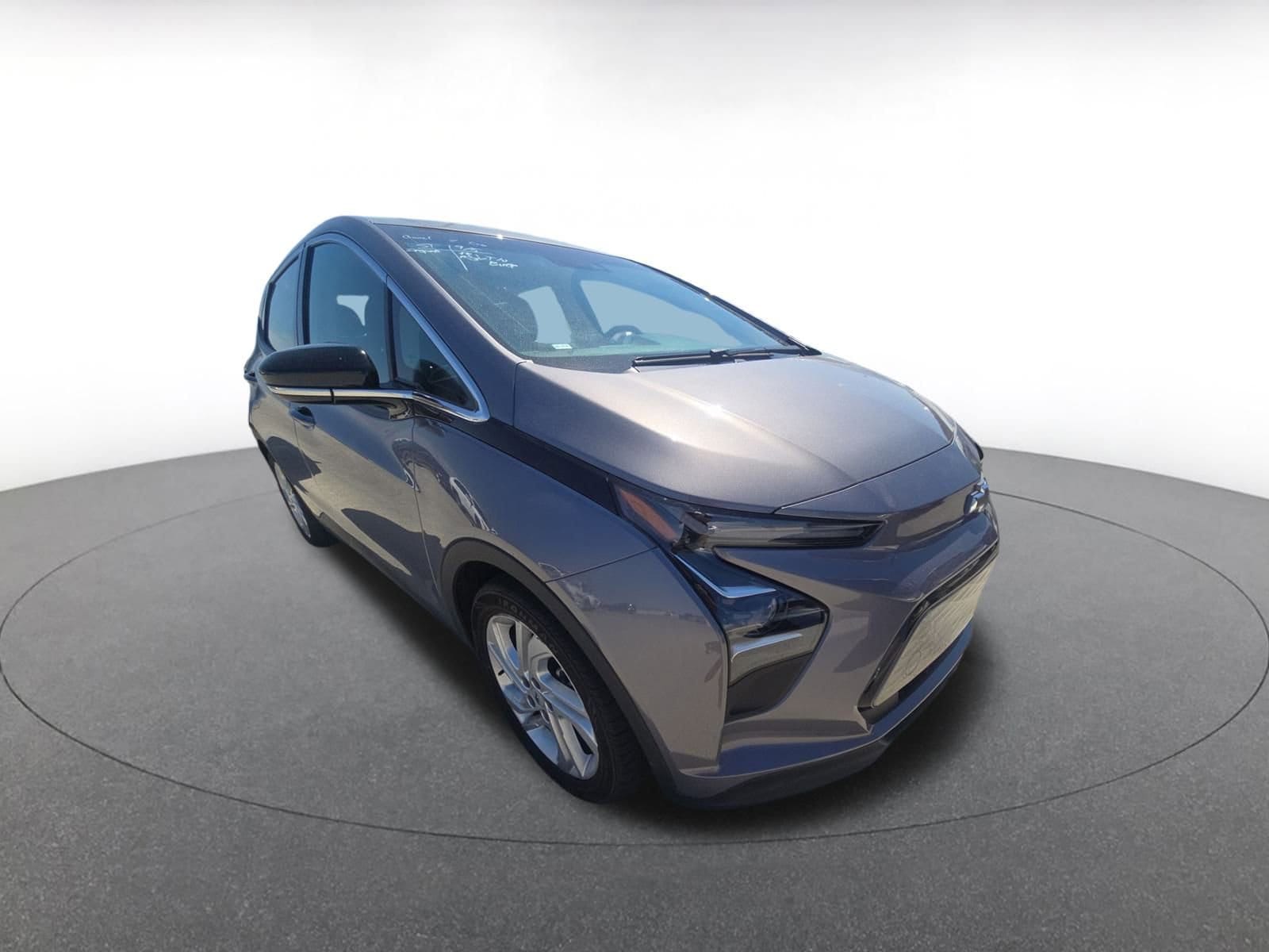 Thumbnail: 2023 Chevrolet Bolt EV - 2