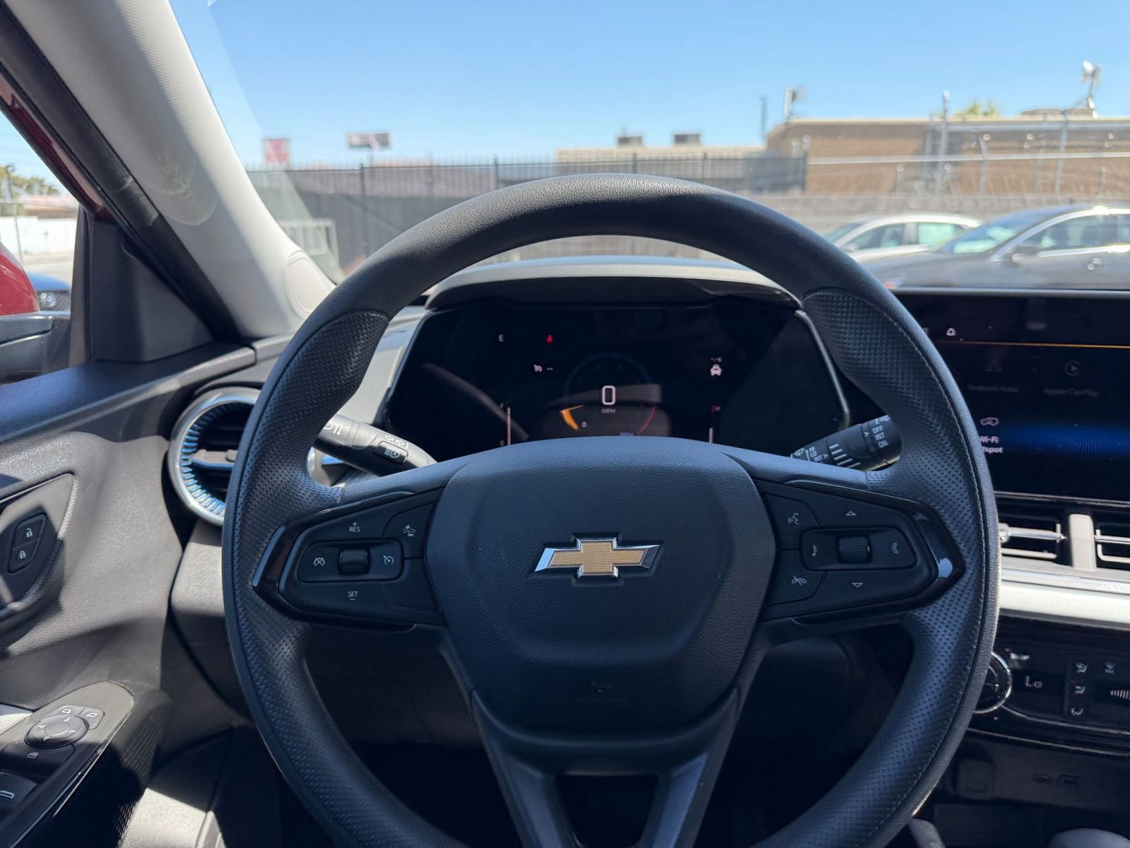 Thumbnail: 2025 Chevrolet Trax - 33