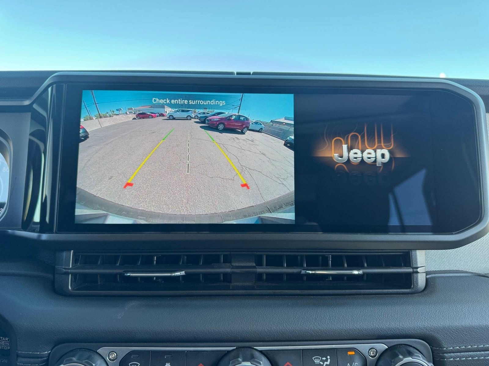 Thumbnail: 2025 Jeep Wrangler - 17