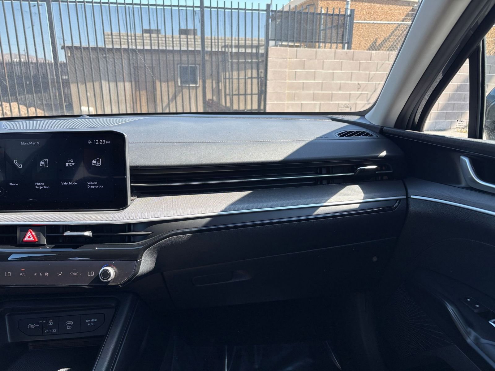 Thumbnail: 2025 Kia K5 - 34